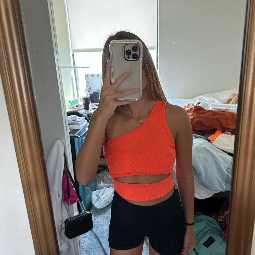 Brand new crop top